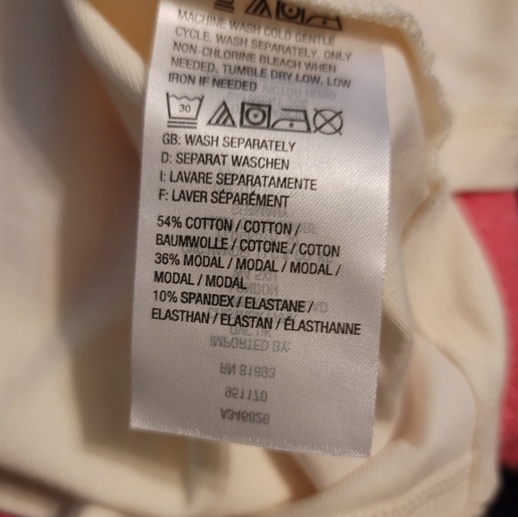 Isaac Mizrahi Live ! Off White Long Sleeve Top with seam running thru - Picture 3 of 10